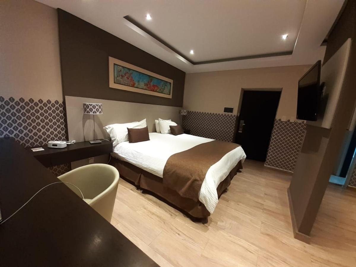Bagu Grand Crucero Posadas Bagian luar foto